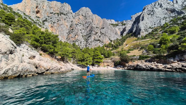 Lučišće - Uvala i plaža Lučišća