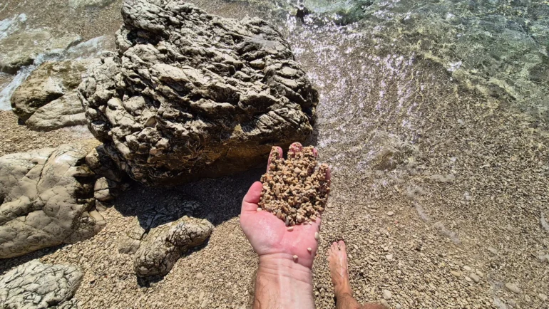Lučišće - Uvala i plaža Lučišća