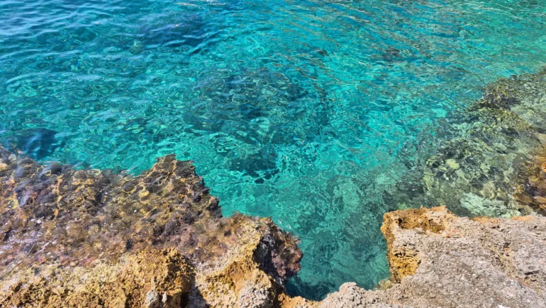 Lučišće - Uvala i plaža Lučišća
